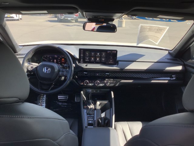 Used 2025 Honda Accord Sport image 6