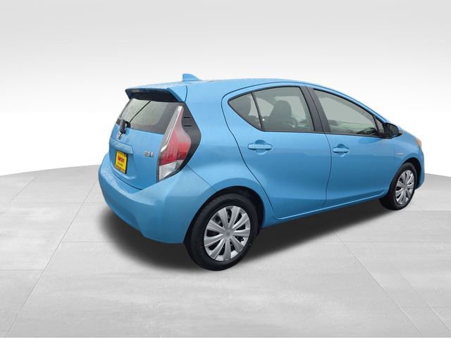 Used 2015 Toyota Prius C Two image 7