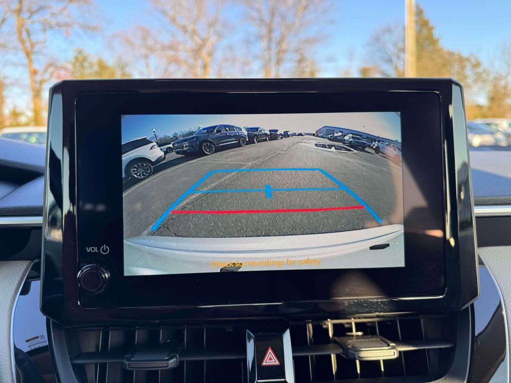 Used 2026 Toyota Corolla LE AWD/4WD image 27