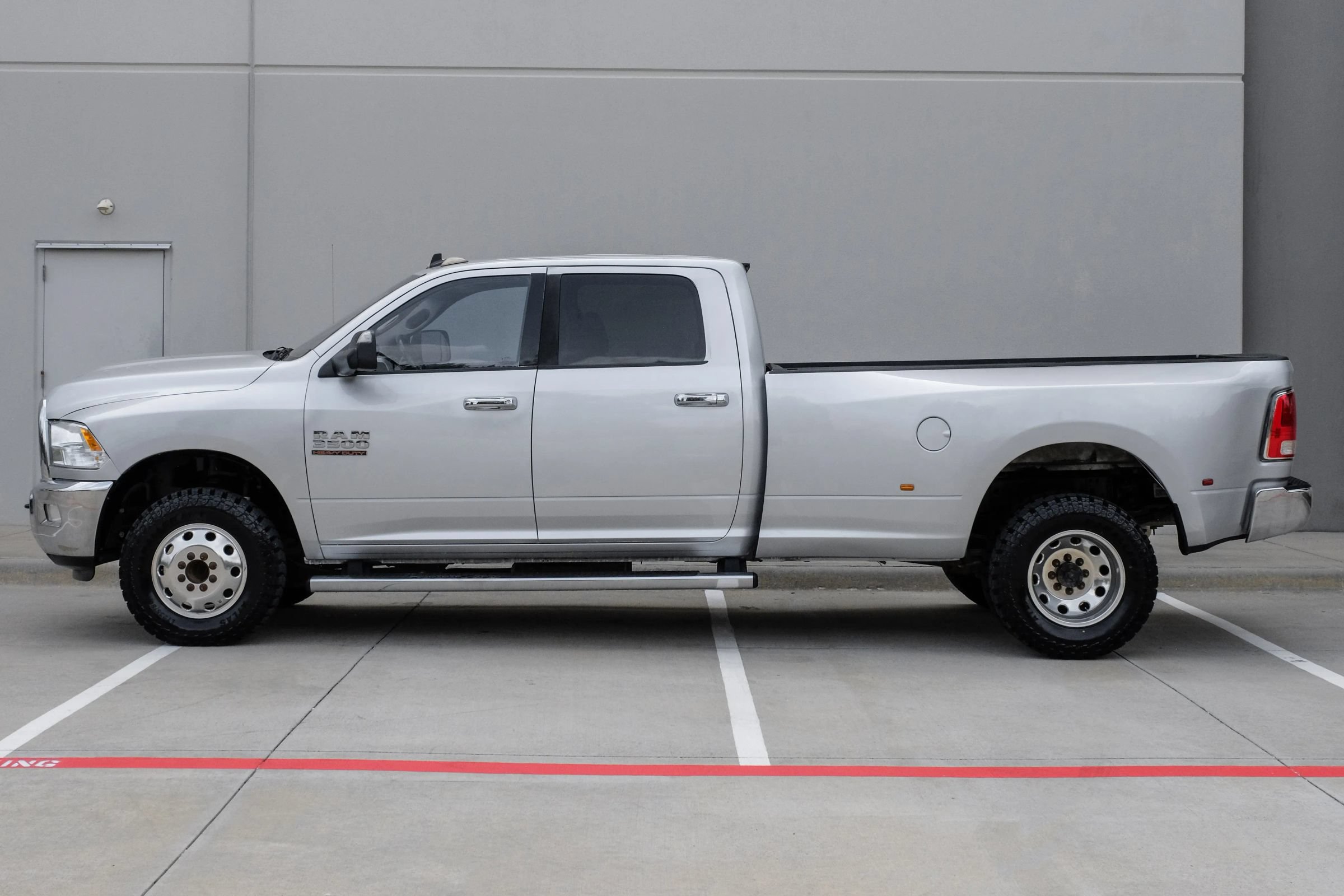 Used 2015 RAM 3500 Big Horn AWD/4WD image 14