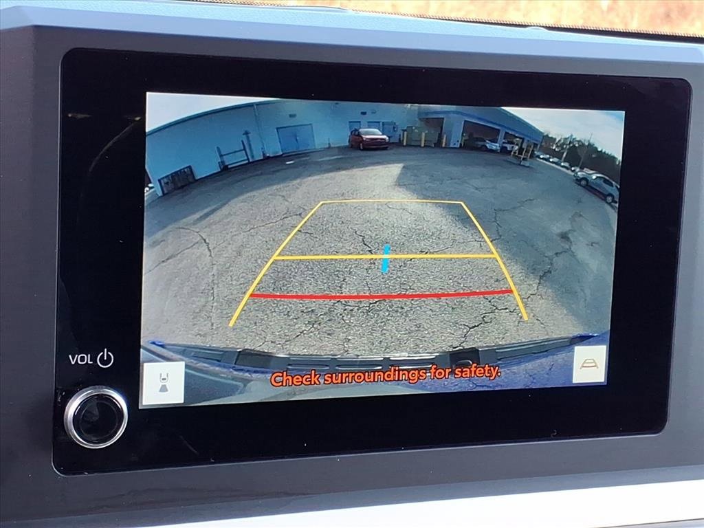 Used 2024 Toyota Tacoma TRD Off-Road image 14