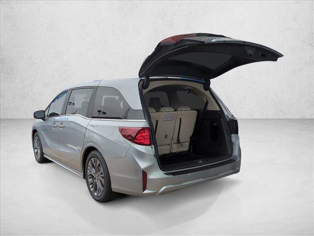 New 2026 Honda Odyssey Touring image 2