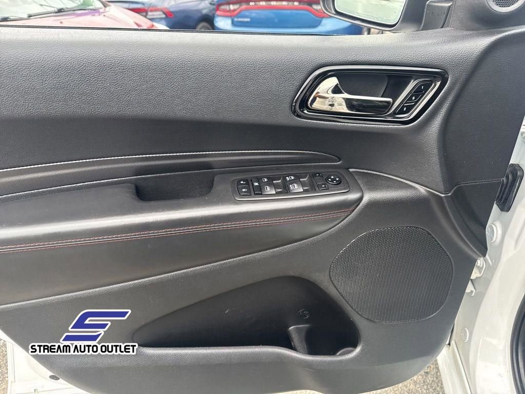 Used 2023 Dodge Durango GT image 16