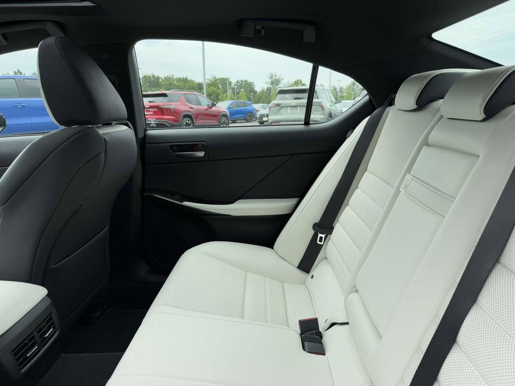 Used 2025 Lexus IS 350 F Sport image 17