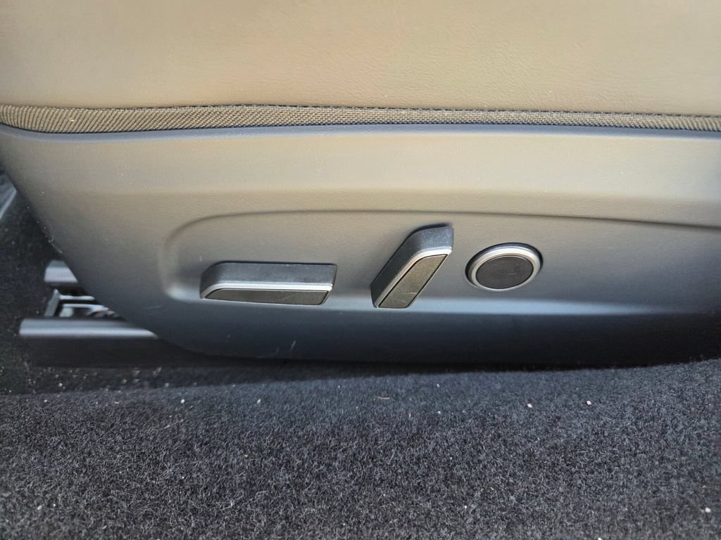 Used 2025 Tesla Model 3 Long Range RWD image 5