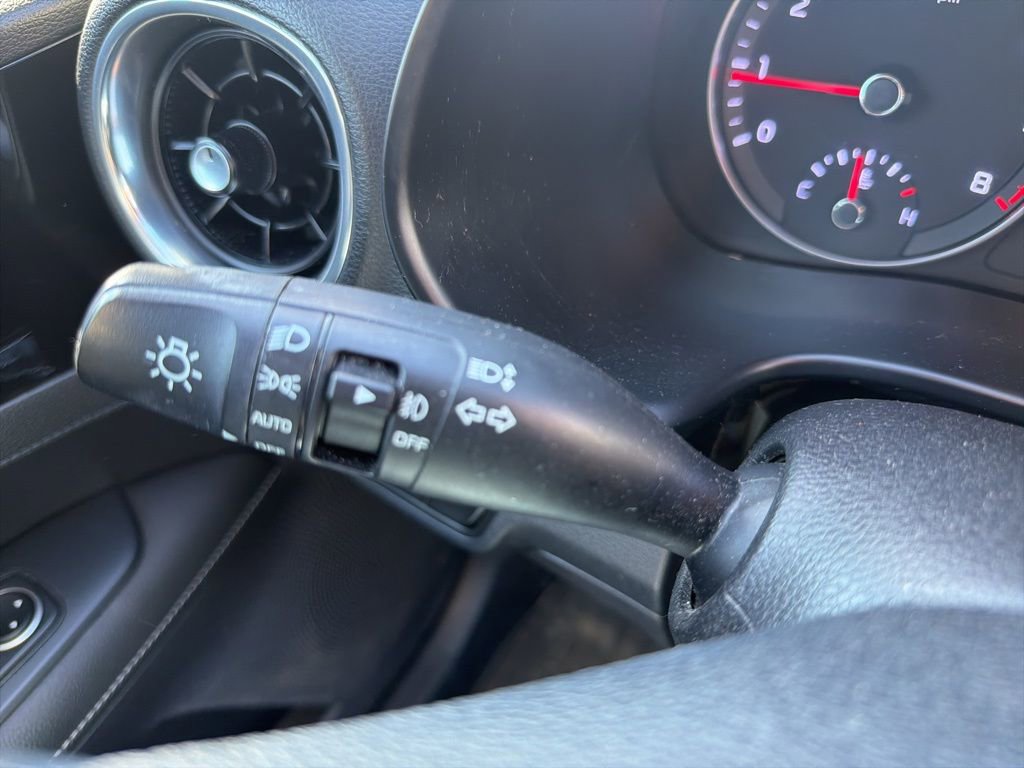 Used 2021 Kia Forte EX image 18