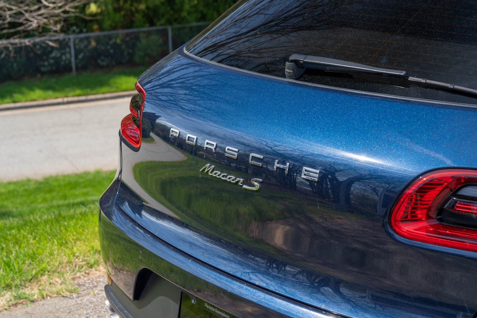 Certified 2018 Porsche Macan S image 15