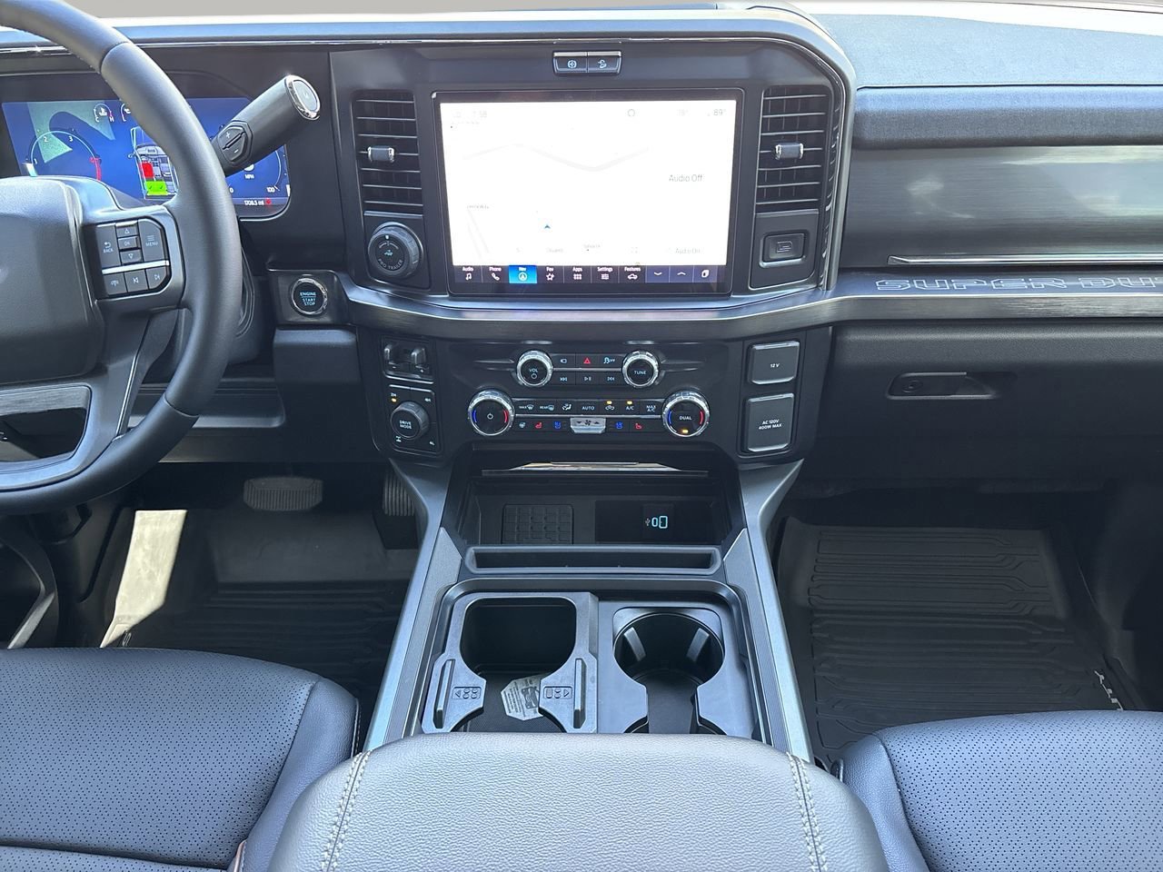 Used 2026 Ford F250 Lariat w/ Black Appearance Package image 13