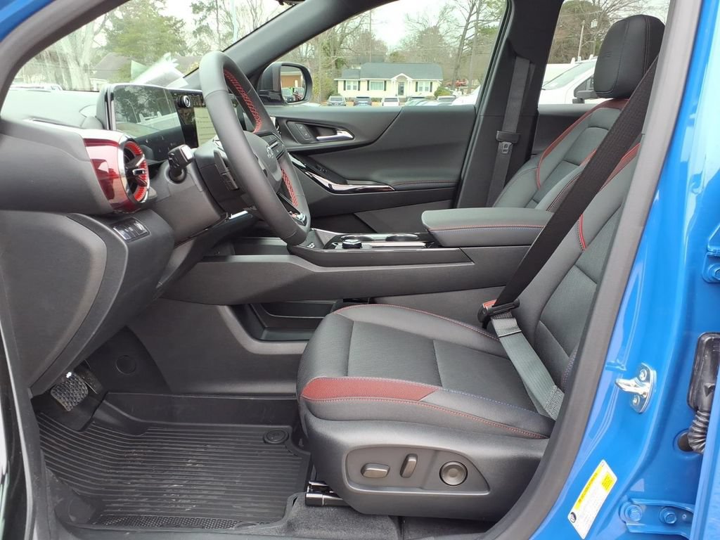 New 2026 Chevrolet Equinox RS w/ Safety and Technology Package FWD image 19