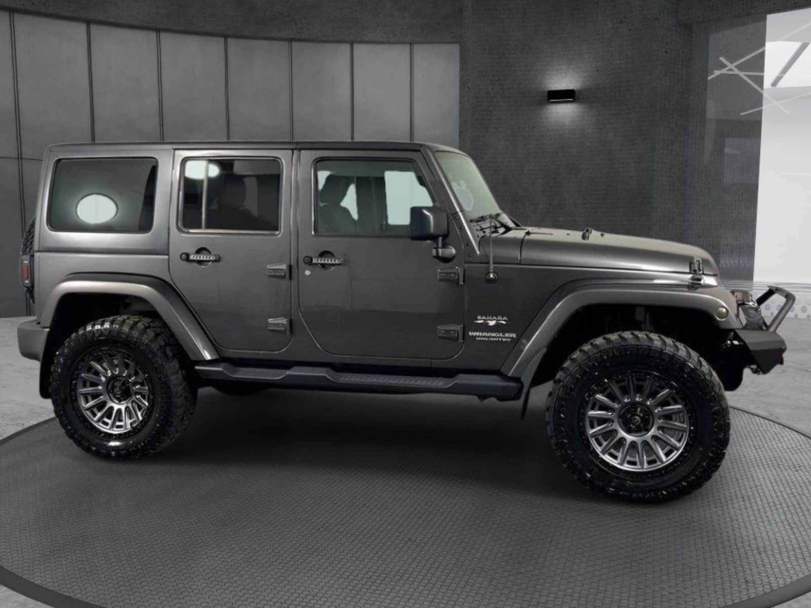 Used 2016 Jeep Wrangler Unlimited Sahara w/ Connectivity Group AWD/4WD image 4