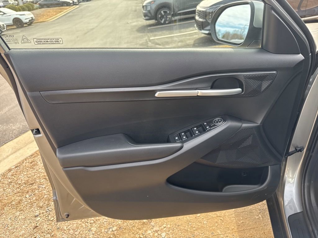 New 2026 Kia Seltos LX image 10