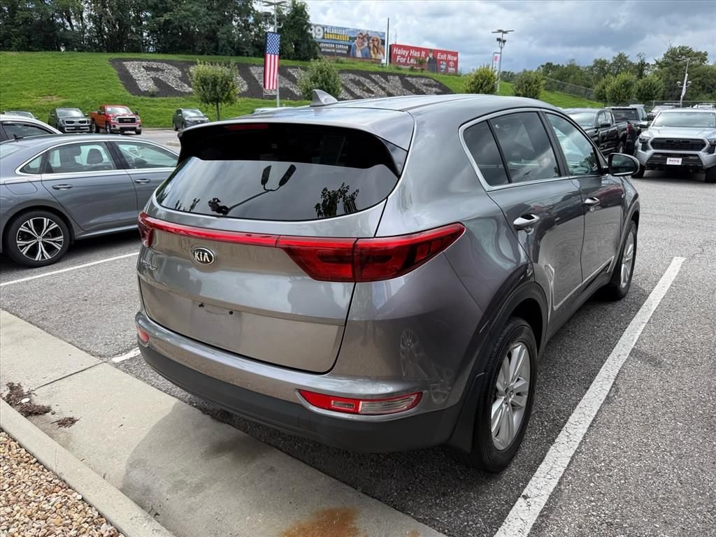 Used 2018 Kia Sportage LX AWD/4WD image 3