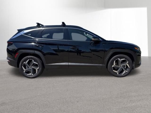 Used 2024 Hyundai Tucson Limited AWD/4WD image 3