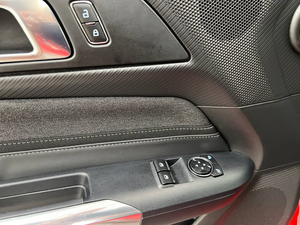 Used 2025 Ford Mustang Coupe RWD image 15