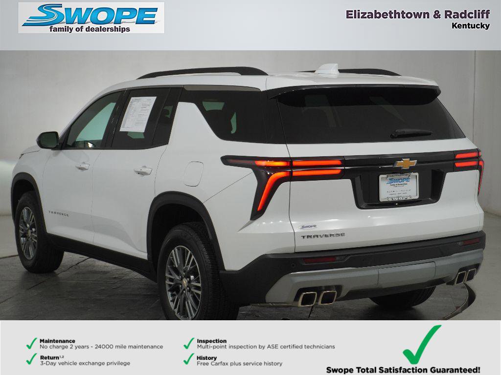 Used 2025 Chevrolet Traverse LT image 5