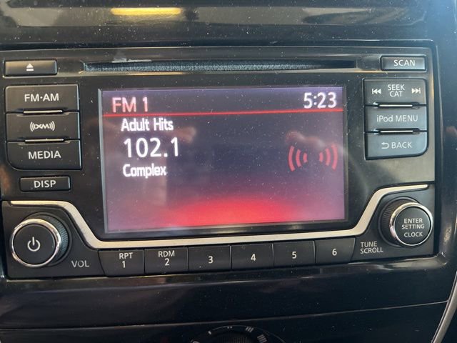 Used 2018 Nissan Versa Note SV image 22