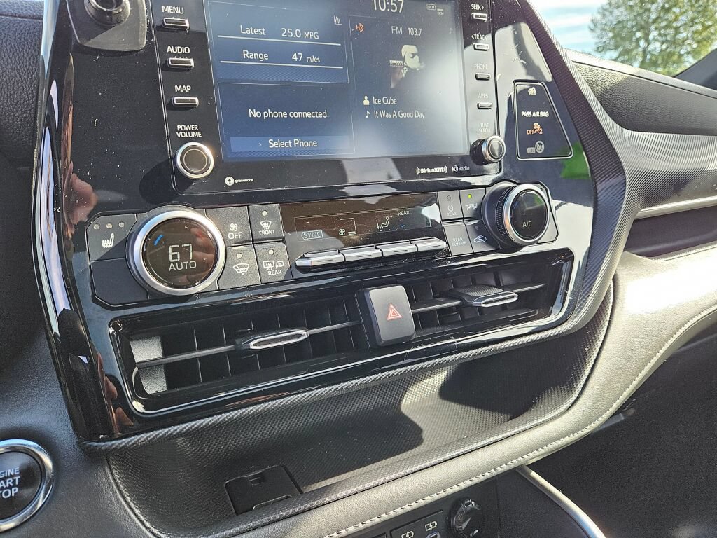 Used 2022 Toyota Highlander XSE AWD/4WD image 26