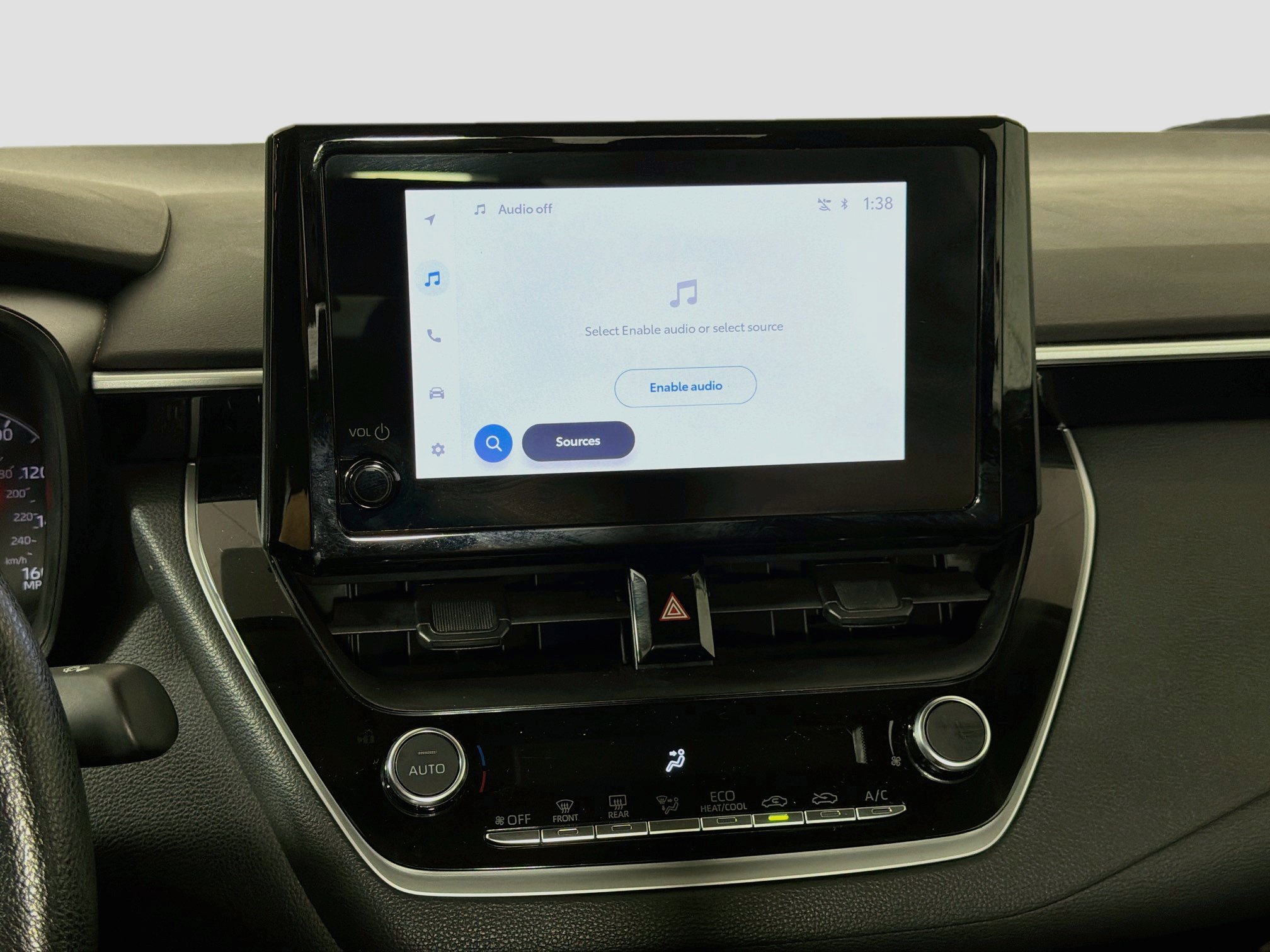 Used 2025 Toyota Corolla LE FWD image 23