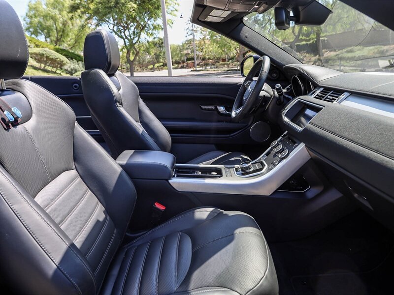 Used 2017 Land Rover Range Rover Evoque HSE Dynamic AWD/4WD image 17