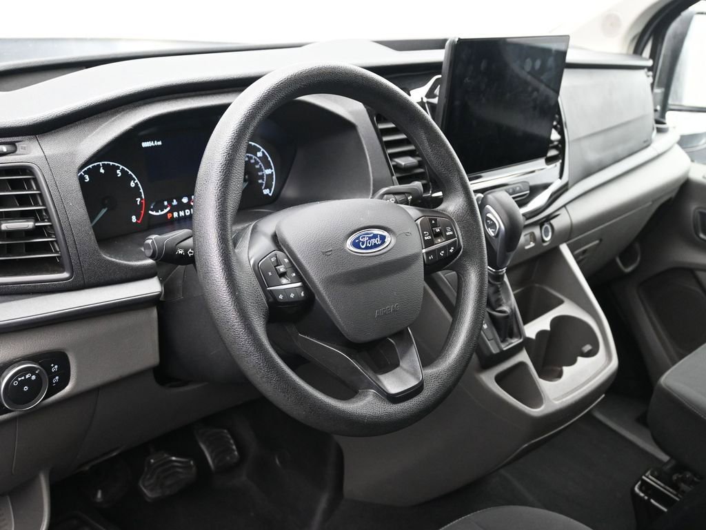 Used 2023 Ford Transit 350 XLT image 19