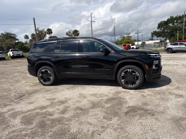 New 2027 Chevrolet Traverse LT w/ Sun and Wheel Package AWD/4WD image 16