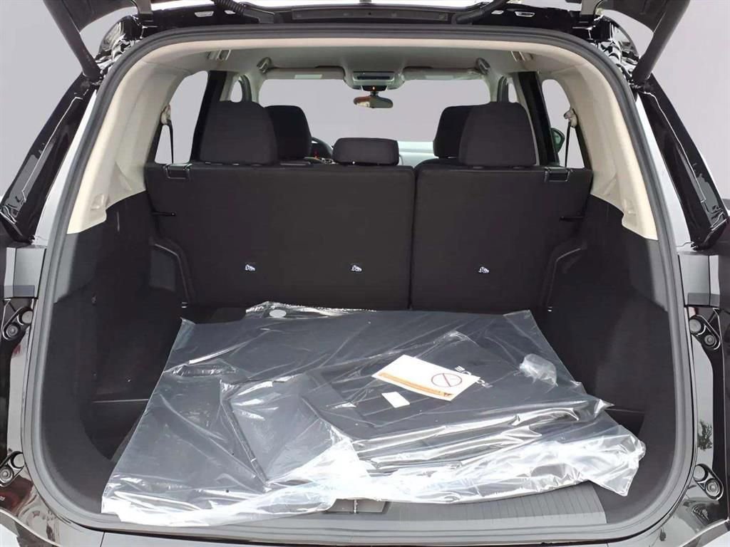 New 2026 Nissan Rogue SV image 10