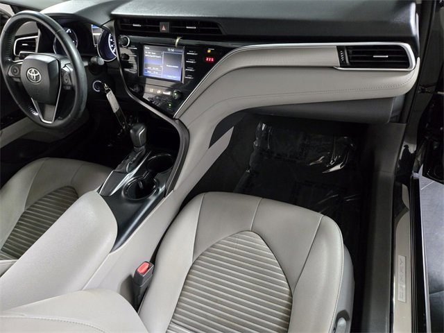 Used 2018 Toyota Camry SE image 23