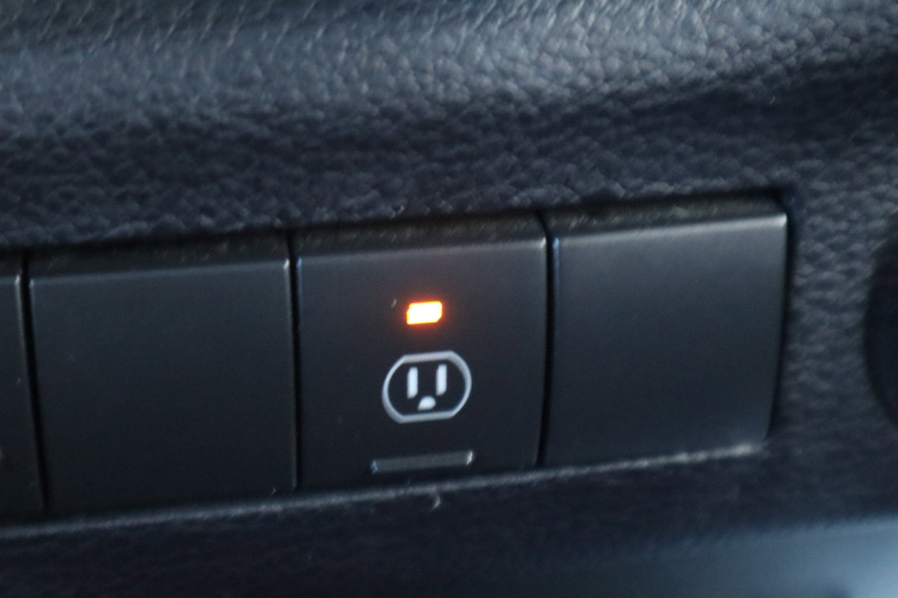 Used 2014 Jeep Wrangler Unlimited Rubicon w/ Connectivity Group image 72