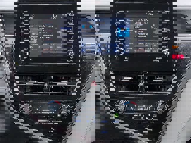 Used 2024 Toyota Camry LE image 28