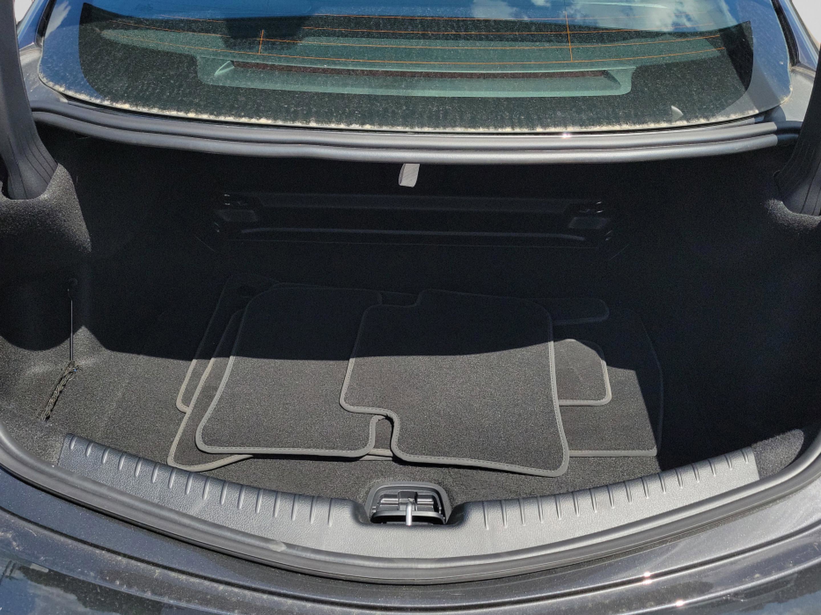 Used 2026 Mercedes-Benz CLE 300 4MATIC Coupe image 5