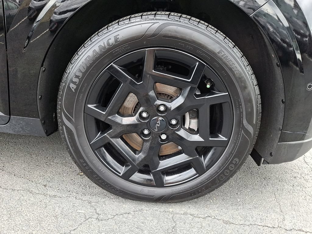 Certified 2025 Kia Carnival SX Prestige FWD image 8