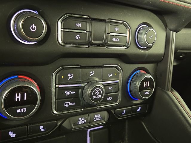 Used 2021 Chevrolet Suburban RST image 21