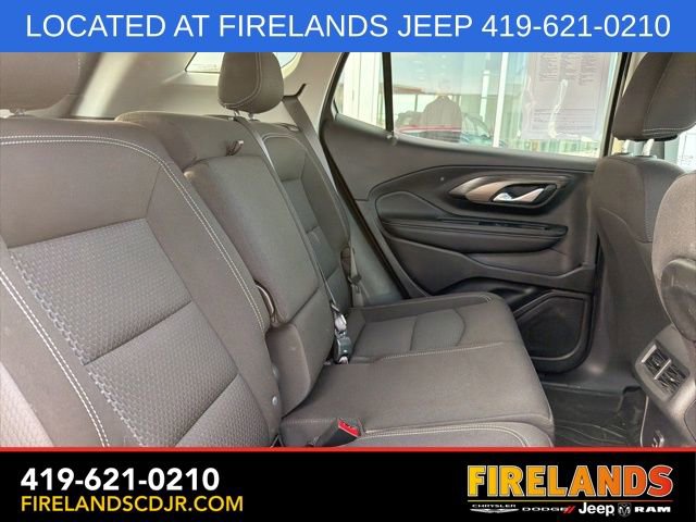 Used 2024 GMC Terrain SLE w/ LPO, Floor Liner Package image 29