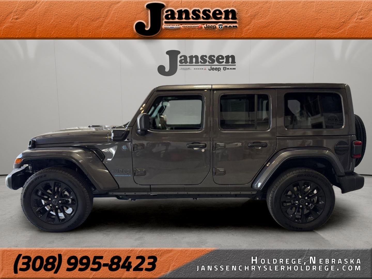 Used 2025 Jeep Wrangler Unlimited Sahara w/ Safety Group