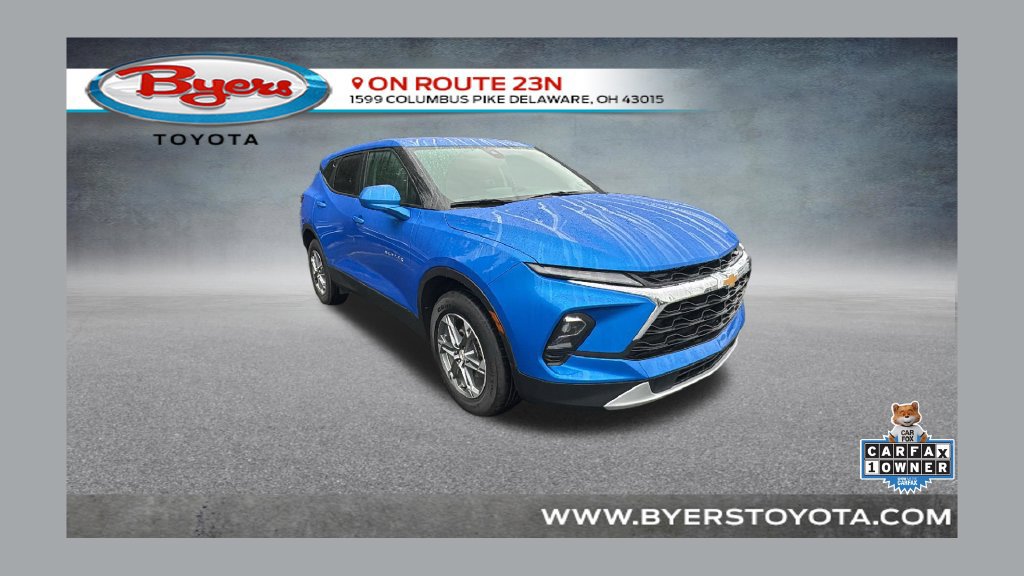 Used 2025 Chevrolet Blazer LT AWD/4WD image 1