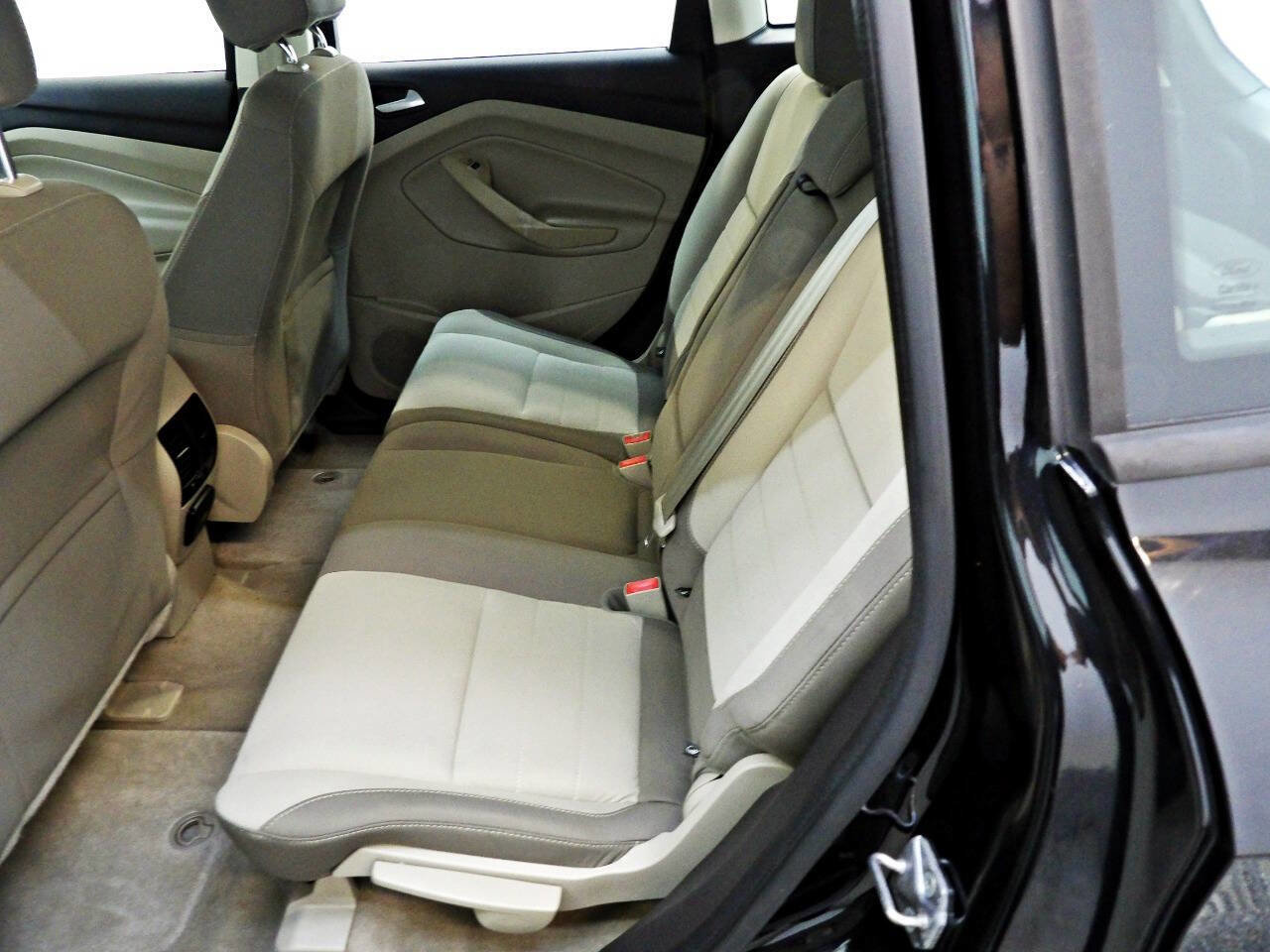 Used 2014 Ford C-MAX SE FWD image 10
