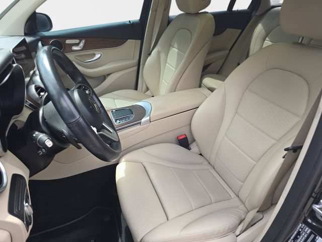 Used 2022 Mercedes-Benz GLC 300 4MATIC image 18