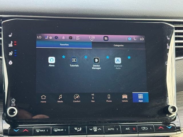 Used 2024 Jeep Wagoneer Series II w/ Flexible Seating Group image 21