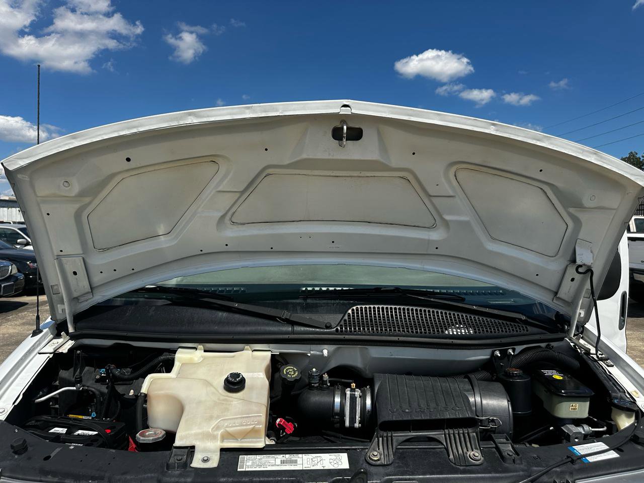 Used 2001 Chevrolet Express 1500 image 59