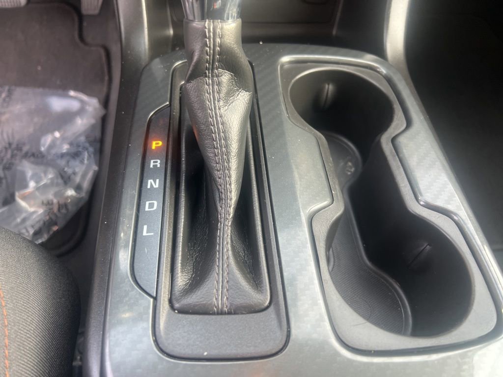 Used 2022 GMC Canyon AT4 w/ Driver Alert Package image 18