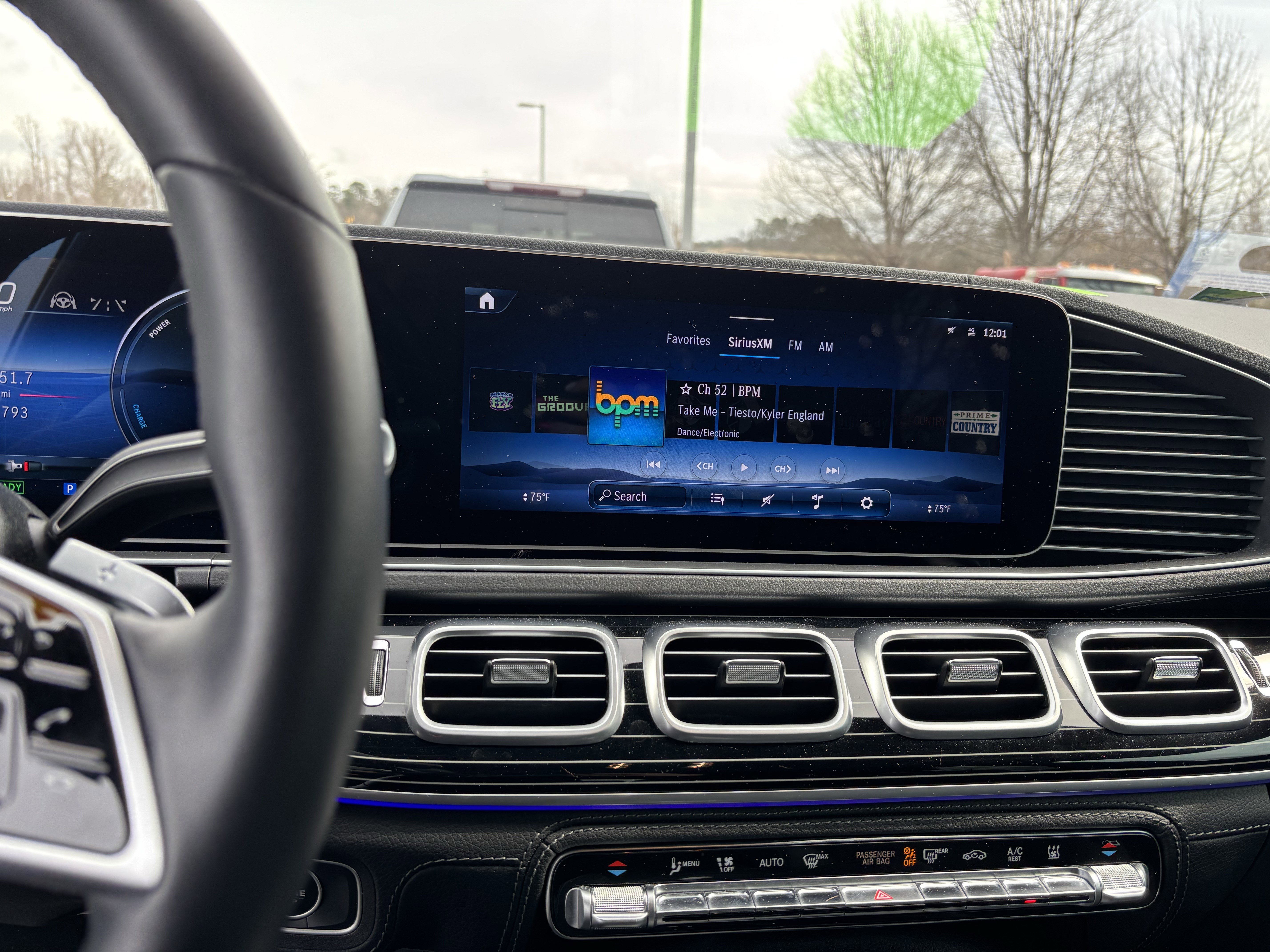 Used 2024 Mercedes-Benz GLE 450e 4MATIC image 18