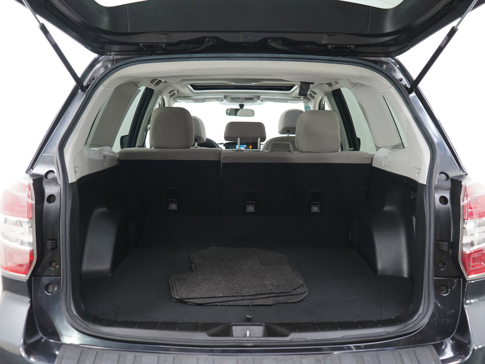 Used 2015 Subaru Forester 2.5i Premium AWD/4WD image 16