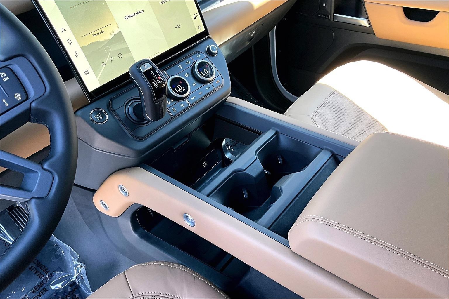 New 2026 Land Rover Defender 130 S AWD/4WD image 8