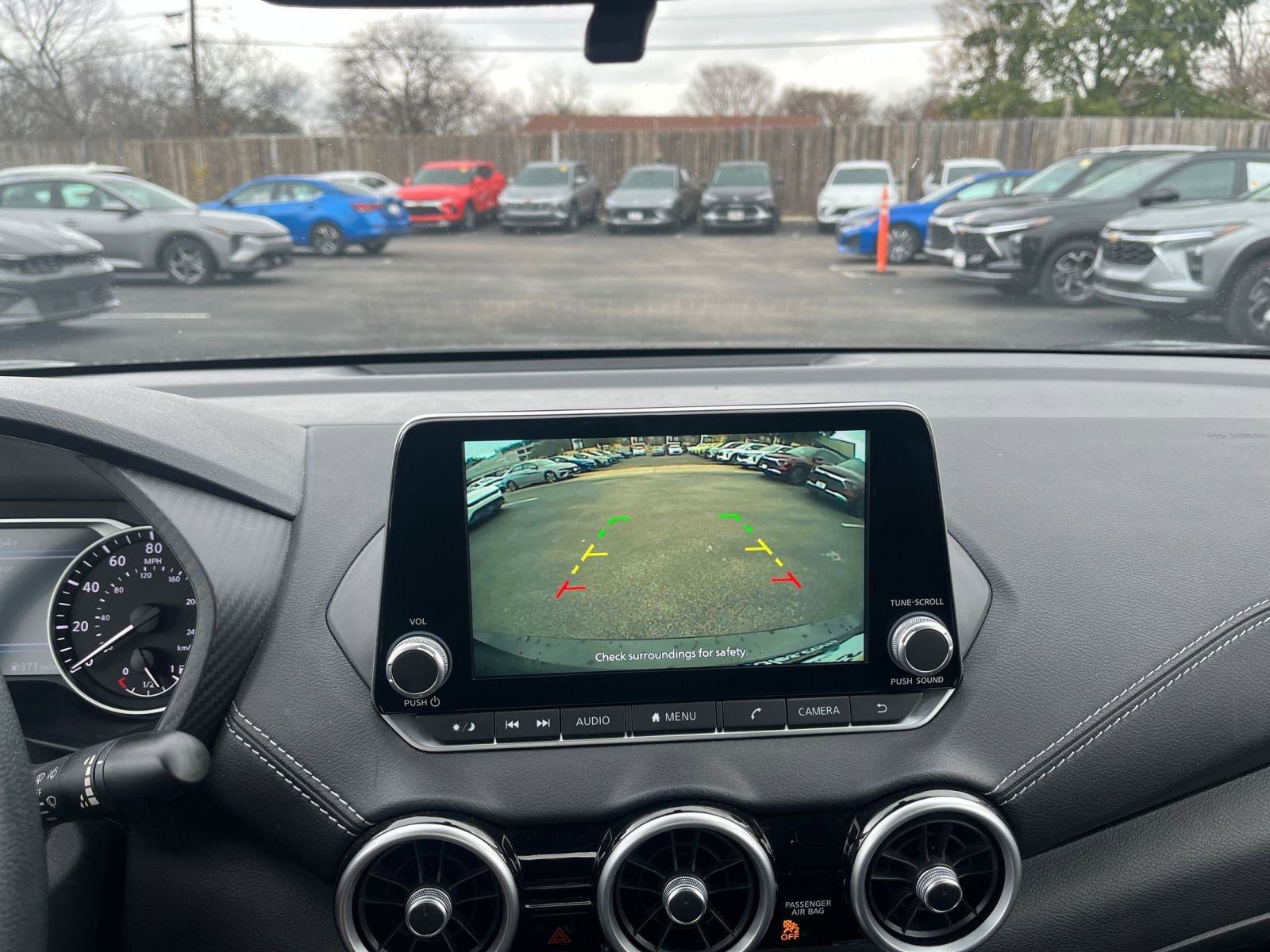 Used 2025 Nissan Sentra SV image 17