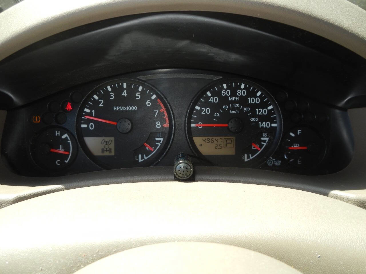 Used 2009 Nissan Frontier SE w/ SE Value Truck Pkg AWD/4WD image 3