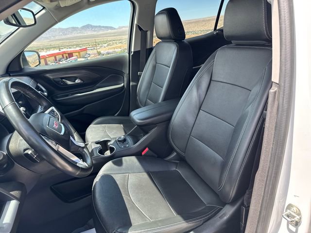 Used 2024 GMC Terrain SLT FWD image 9
