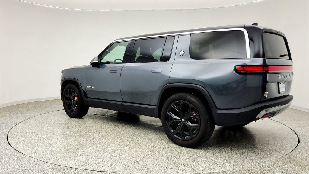 Used 2024 Rivian R1S Adventure AWD/4WD image 7