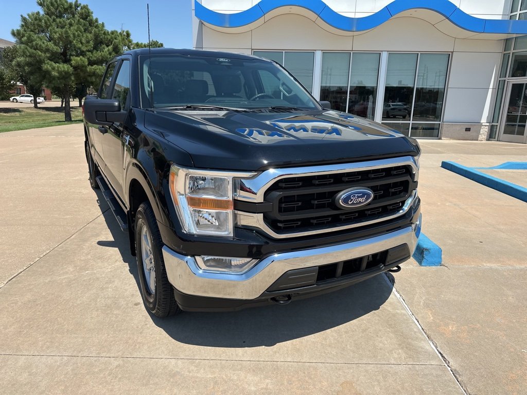 Used 2022 Ford F150 XLT w/ Trailer Tow Package image 2