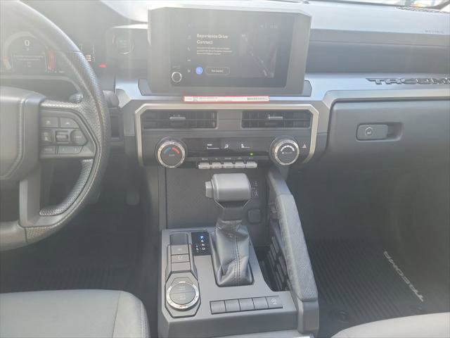 Certified 2025 Toyota Tacoma SR5 image 22