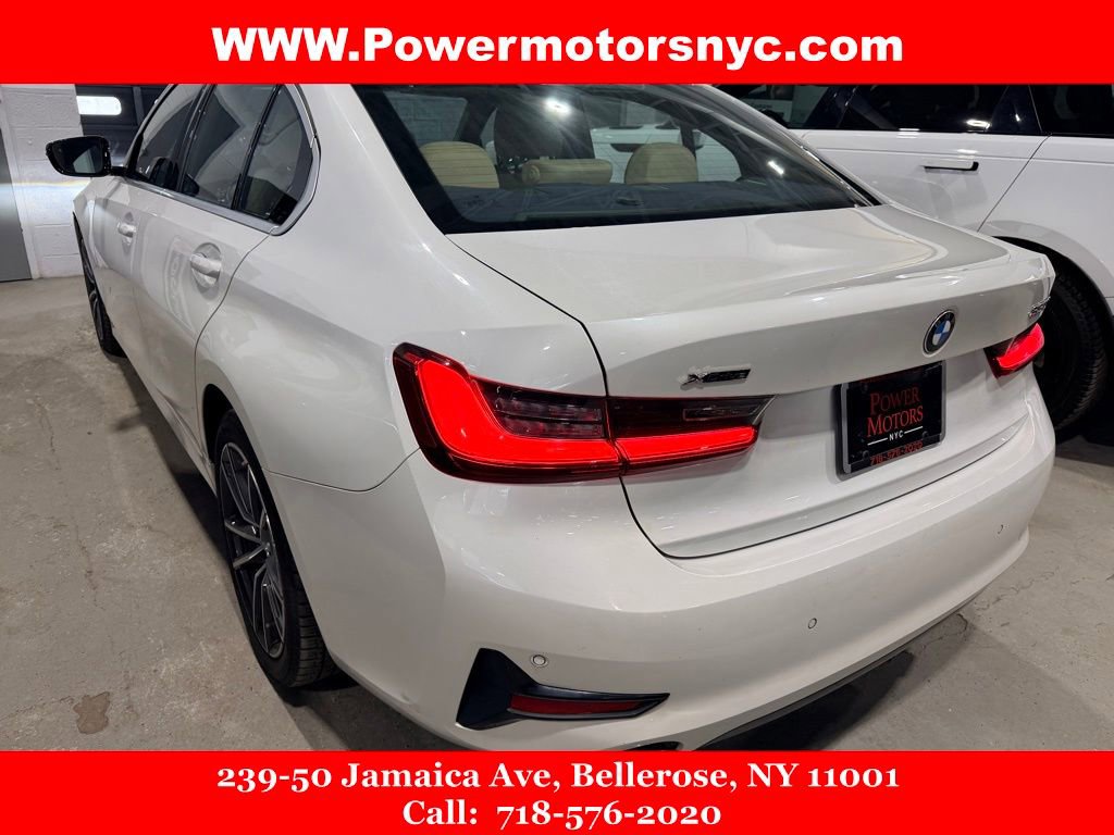 Used 2019 BMW 330i xDrive Sedan w/ Convenience Package image 2